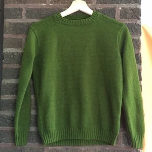 Vintage green sweater